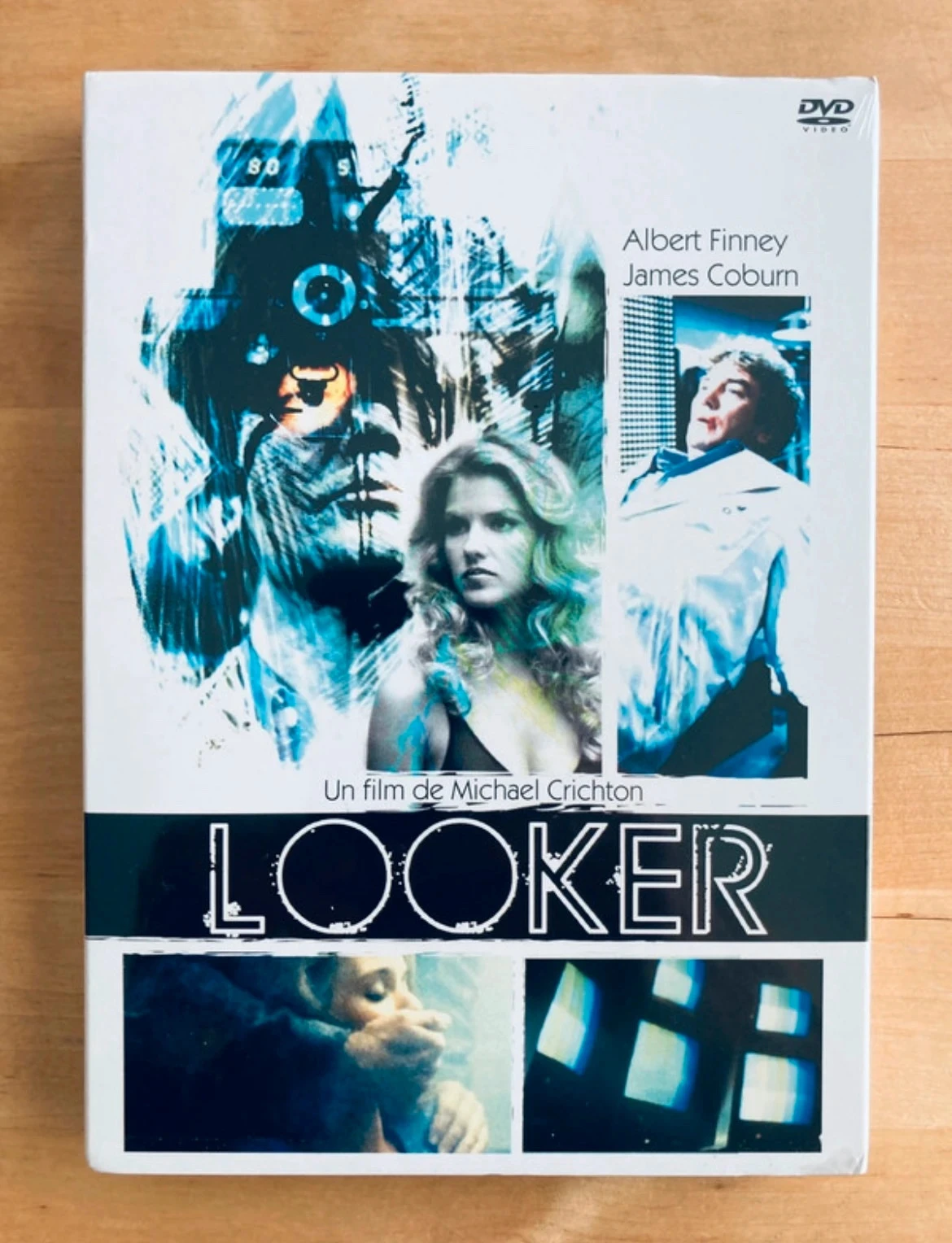 DVD Looker de Michael Crichton.
